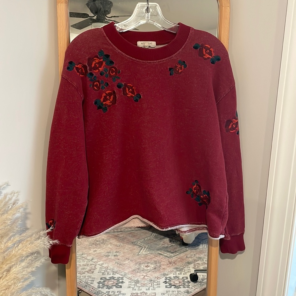 Embroidered Floral Sweatshirt
